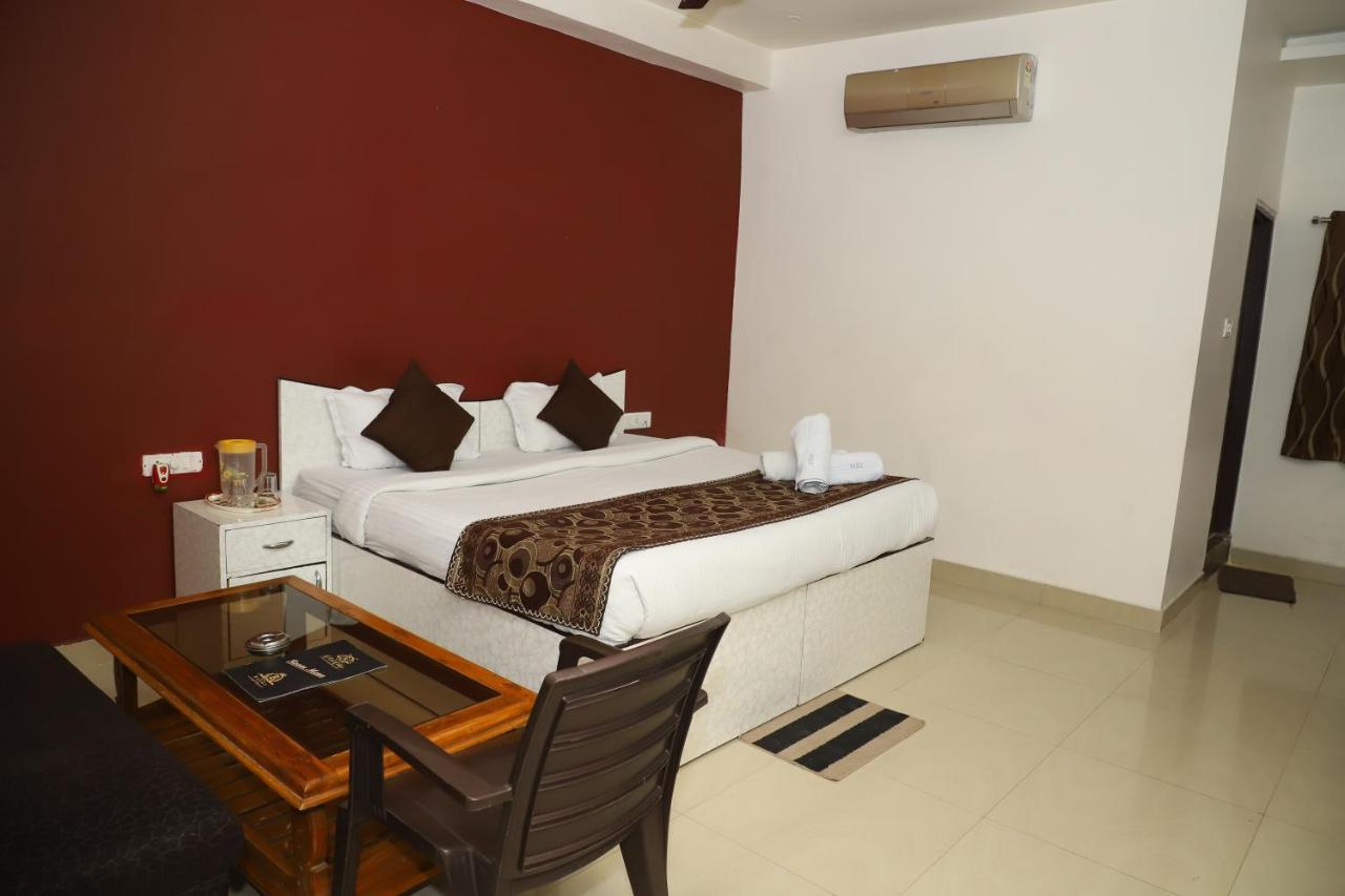 The Bagga Inn Jabalpur Extérieur photo